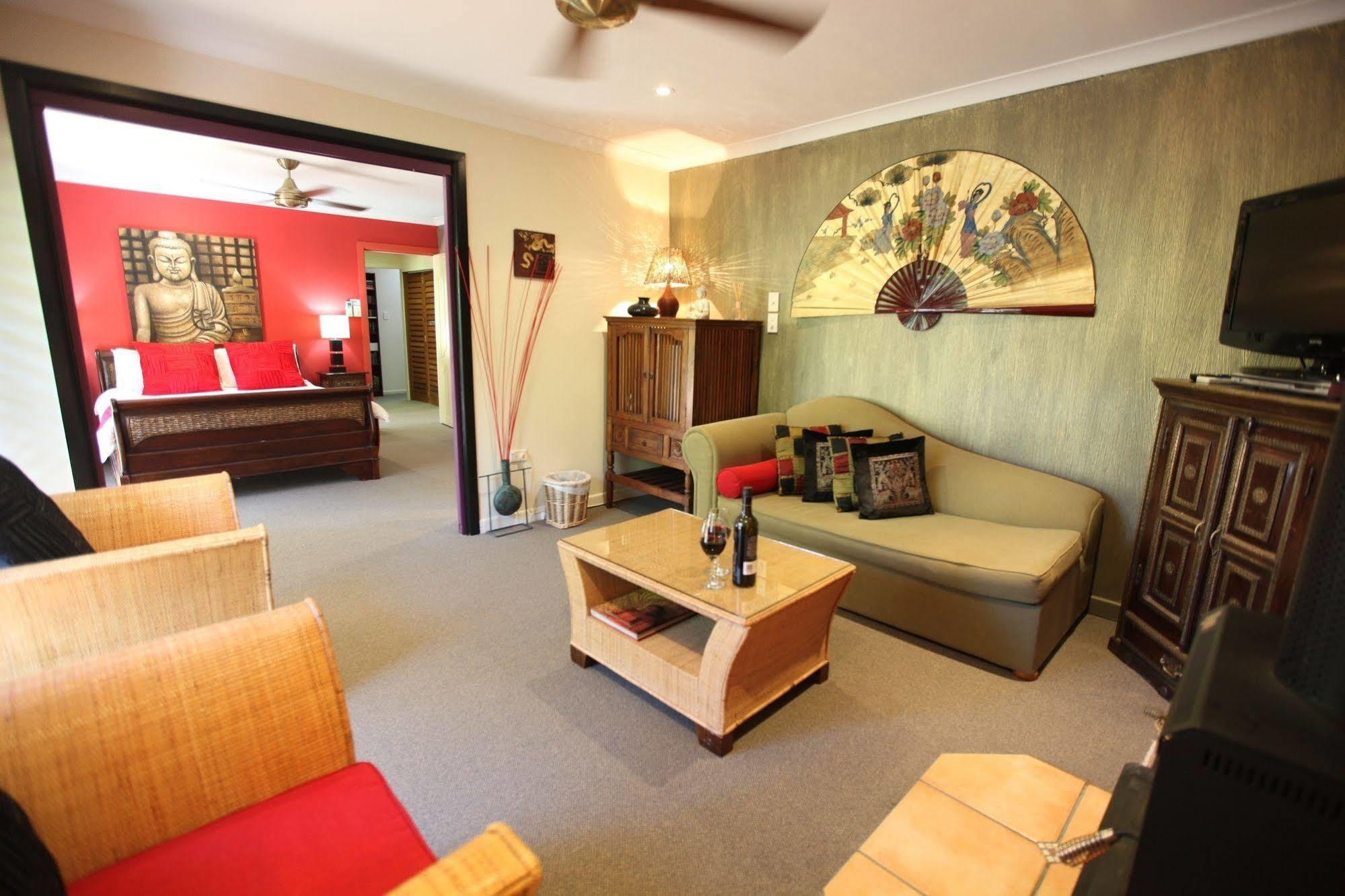 Avocado Sunset Bed & Breakfast Tamborine Mountain Exterior photo